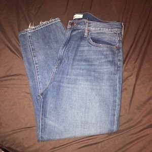Madewell size 32 mom jeans brand new with tags.